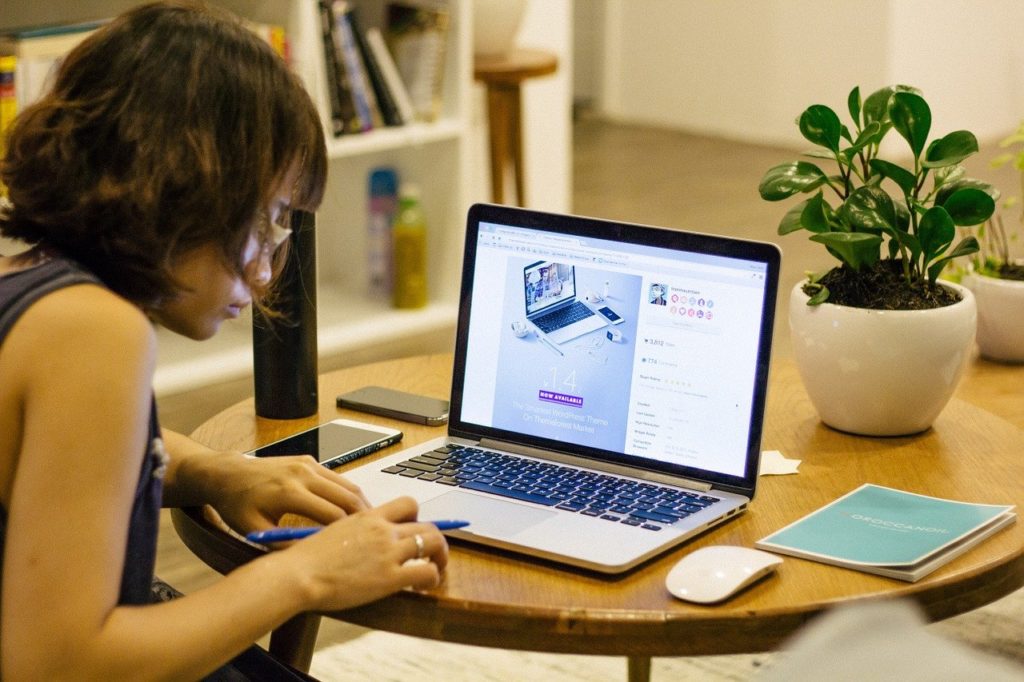 factors that affect our mental health when working from home